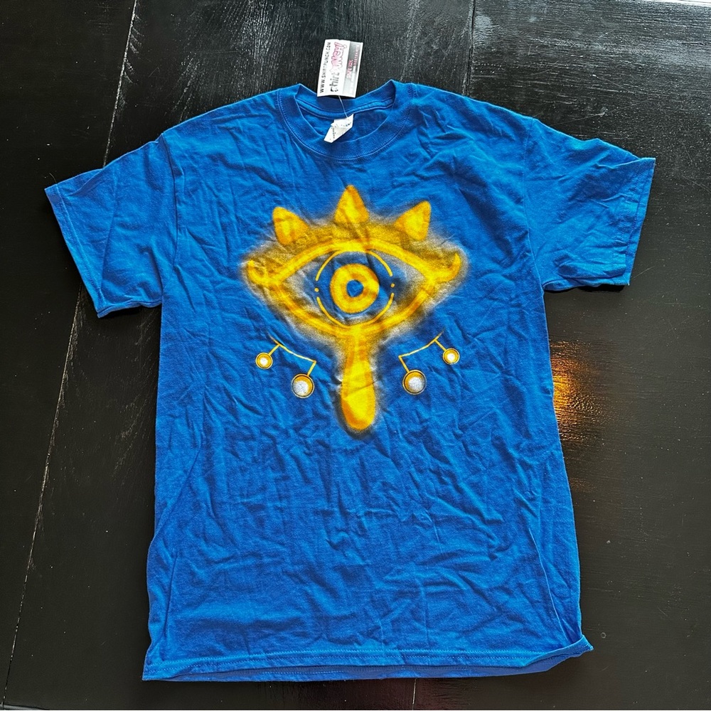 NWT Legend of Zelda Medium Blue Gold T-Shirt New